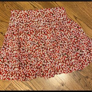 Red flowery short skirt NWT